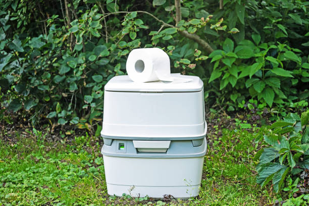 Best Construction site porta potty rental  in Roanoke, IN